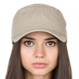 Кепка с логотипом компании